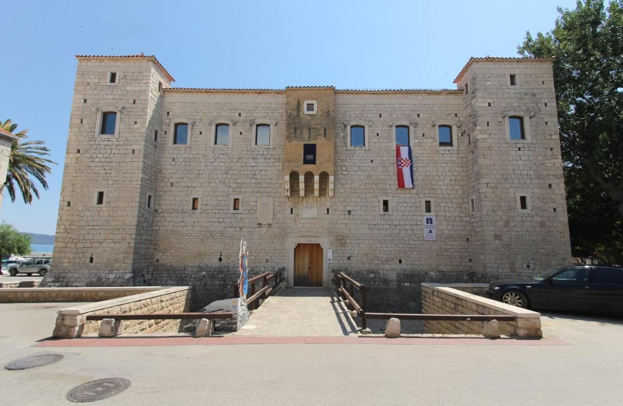 Apartment Vuletin Kastela Exterior photo
